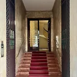 Апартаменты Morozzo1939 - An Authentic Milanese Home, Near Duomo *