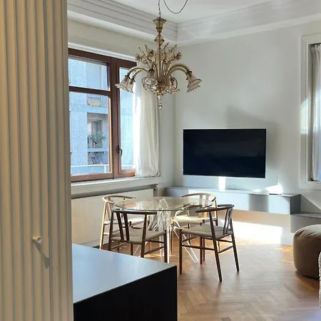Apartment Morozzo 1939 - Quiet And Elegant *